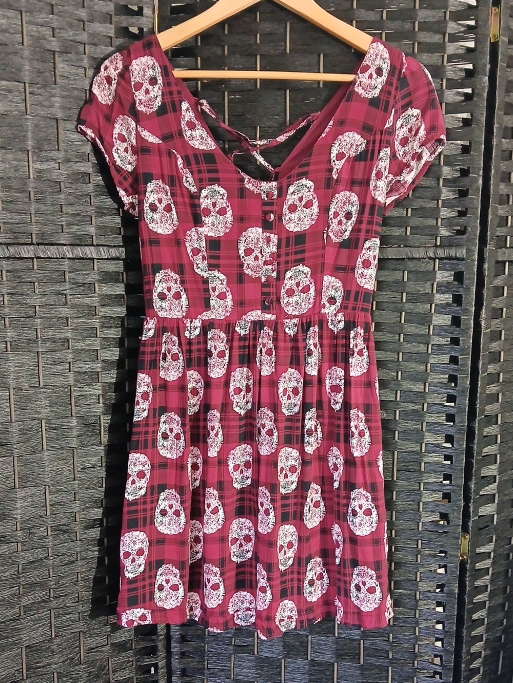 Hot Topic Halloween Burgundy Plaid Skull Print Dress SZ SM